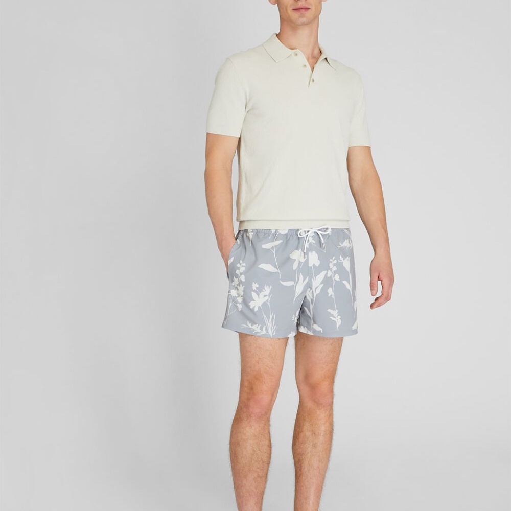 Arlen Floral Print 4” Swim Trunk - Brand New - NEVER WORN - Grey Base